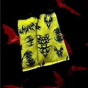 Club Exx leg warmers